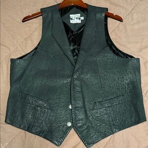 Lucchese Black Leather Vintage Vest R44